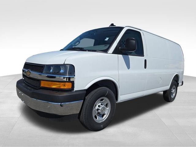 2025 Chevrolet Express Cargo — detail view