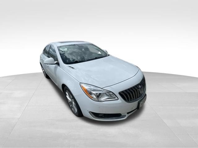 2016 Buick Regal LEATGR in Summit White — front three-quarter view