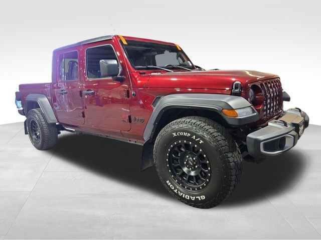 2021 Jeep Gladiator Sport in Snazzberry Pearlcoat — front three-quarter view