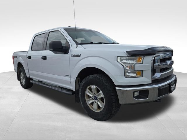 2016 Ford F-150 XLT in White Platinum Metallic Tri-Coat — front three-quarter view